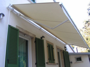 tenda a bracci estensibili a barra quadra RIF: TS252