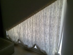 tenda per finestra a trapezio in lino stampato RIF: TC381