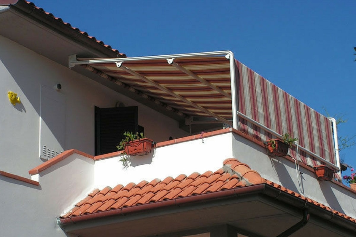 tenda a capanno per terrazzo